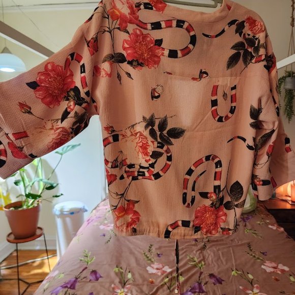 Cotton:on - Kimono style zip - floral snake pattern - US 6 but fits larger! - Picture 8 of 11